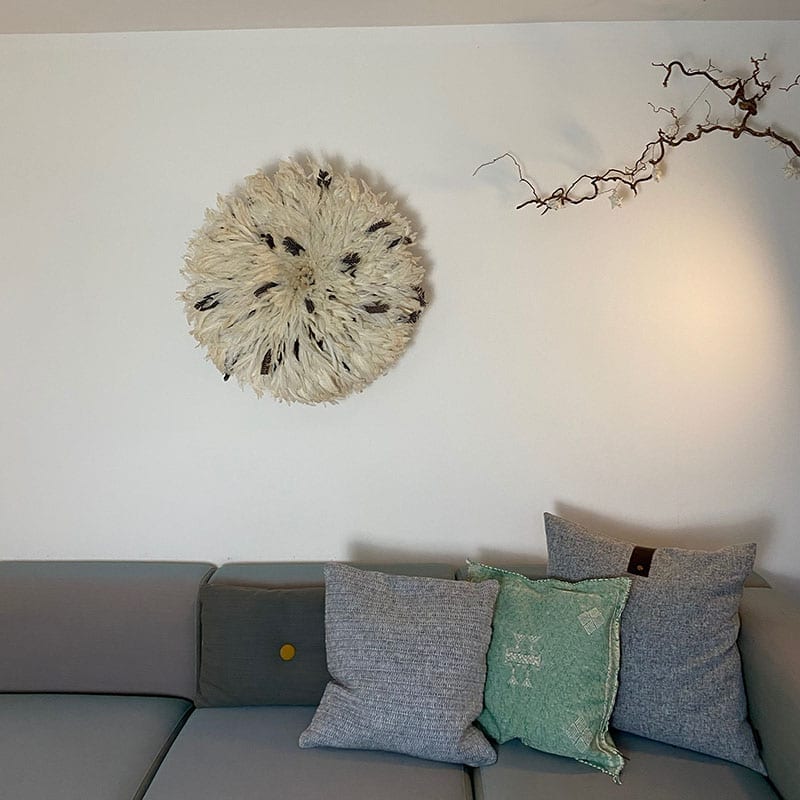 Fjer vægdekoration juju hat - hvid og sort - Billede 4