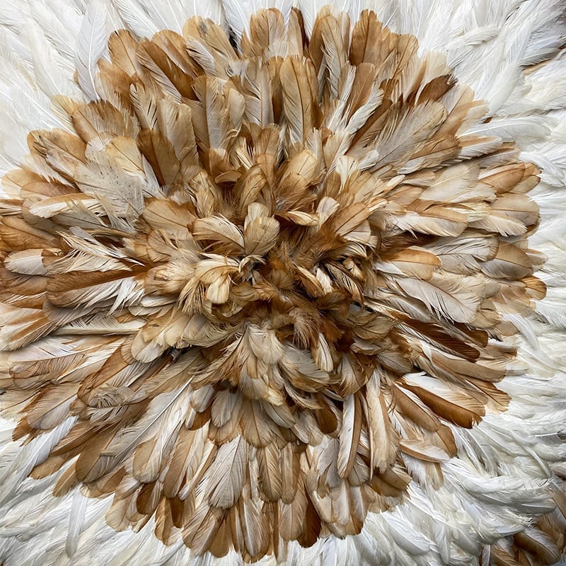 Fjer vægdekoration juju hat - hvid med stor lysebrun midte - Billede 3