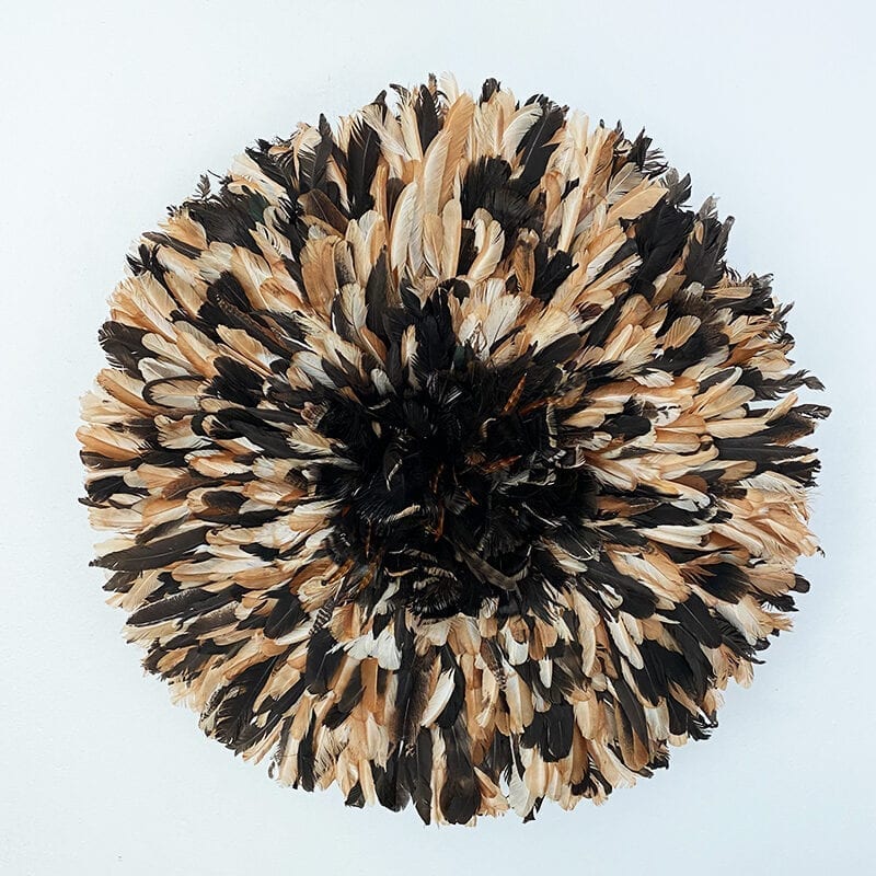 Fjer vægdekoration Juju hat - brunt og gyldent miks