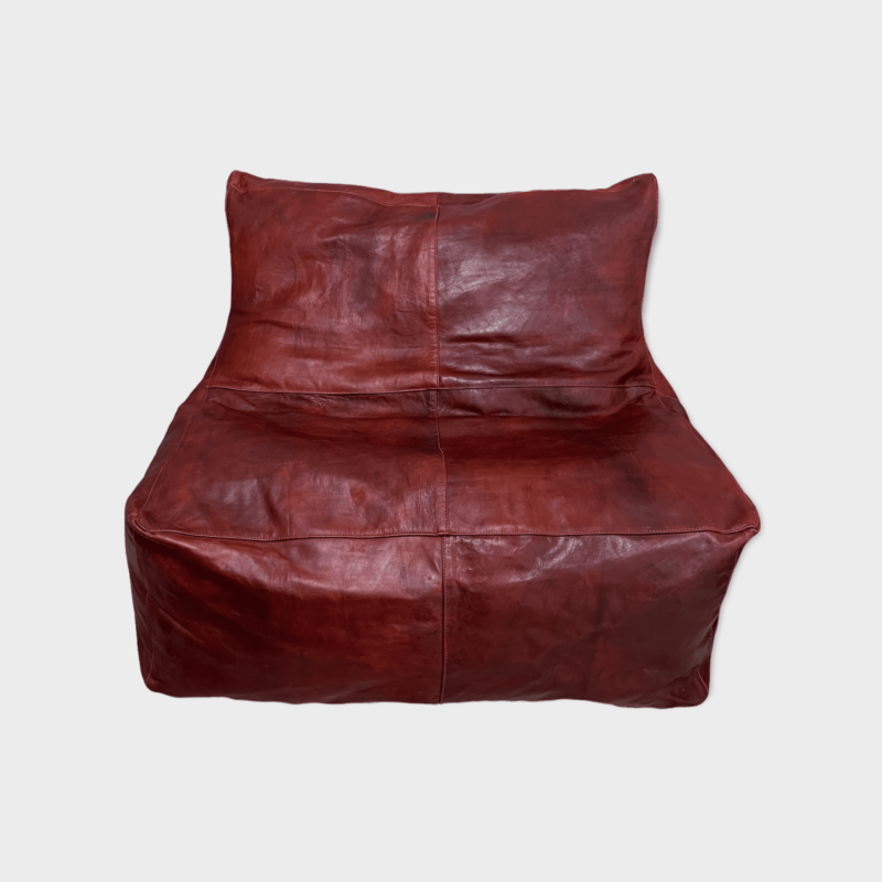 Sækkestol i varm cognacfarvet læder